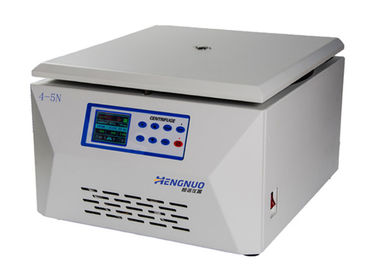 Temperatura medica a bassa velocità superiore di normale della macchina 4-5N della centrifuga di grande capacità del banco