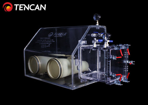 La polvere della scatola per guanti del laboratorio di isolamento dell'acrilico del CE rinforza 10mm senza aspirazione